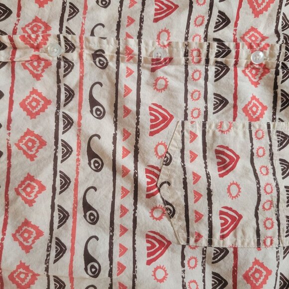 Vintage Super Massive Long Sleeve Button-Up Shirt With Geometric Print & Chest P - Picture 3 of 4
